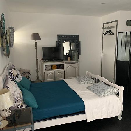 Apartament Studio Cosy Avec Terrasse. Boyer Zewnętrze zdjęcie